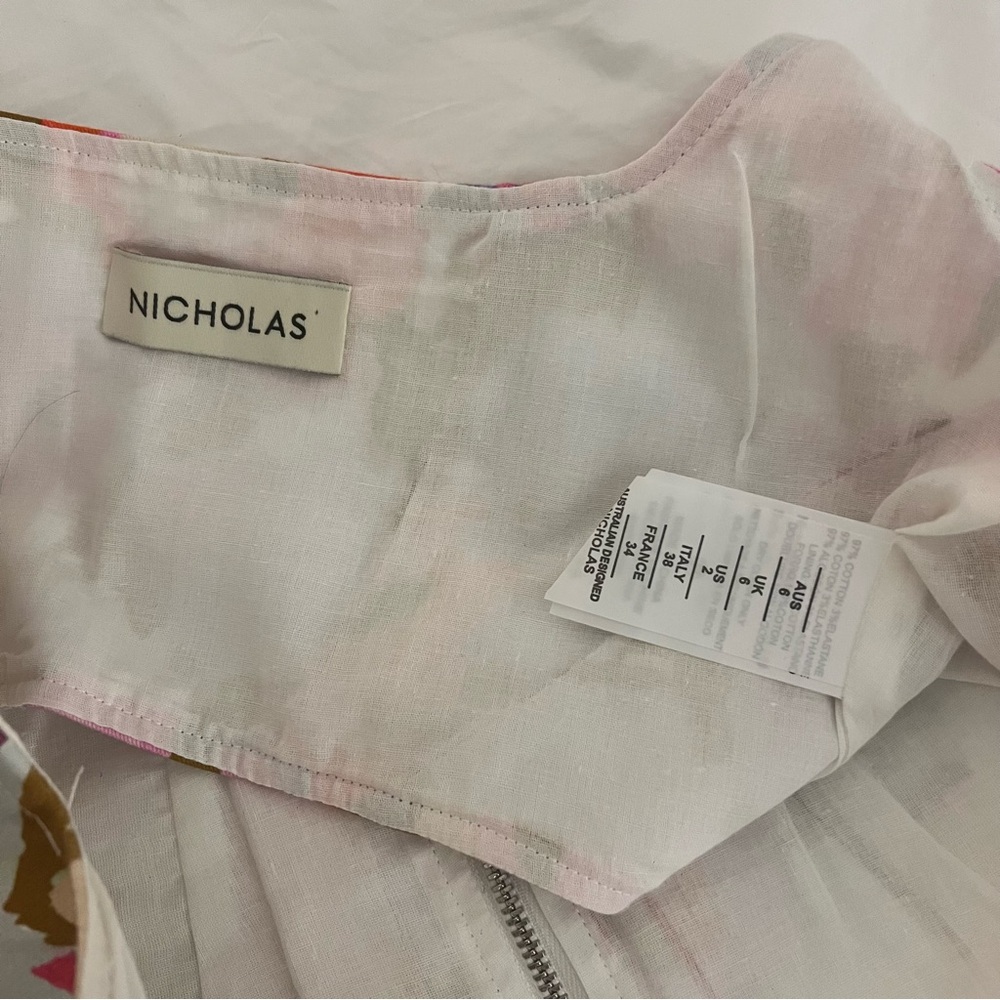 NICHOLAS Multicolor Abstract Crop Top - Picture 3 of 3